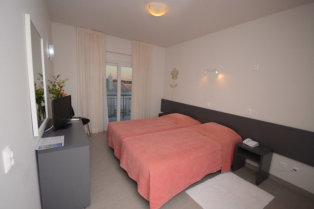 Guest House Boliqueime Ngoại thất bức ảnh