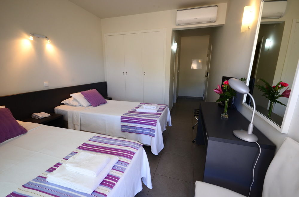 Guest House Boliqueime Ngoại thất bức ảnh